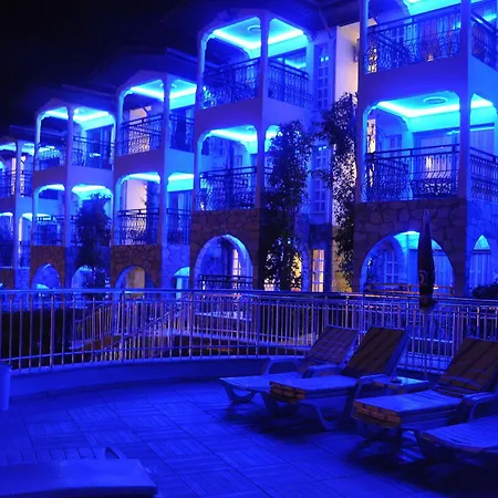 Club Aquarium ホテル 4*